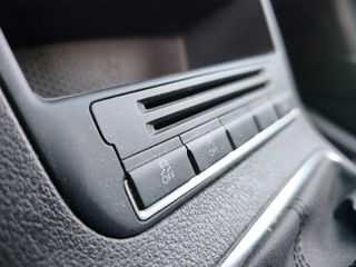Volkswagen Tiguan 2011 1.4 TSI SPORT 122 HP-thumb-22
