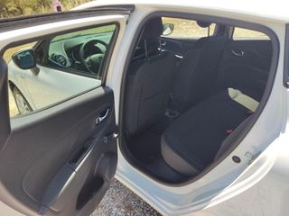 Renault Clio 2019 LIMITED EDITION-thumb-22