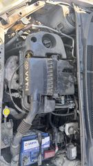 Toyota Yaris 2000 vvt-i