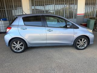 Toyota Yaris 2012 1,4c.c D-4D 90 hp 5 ΠΟΡΤΟ STYLE 6 M/T-thumb-1