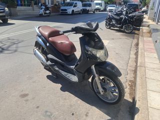 Piaggio Beverly 250 2004-thumb-1
