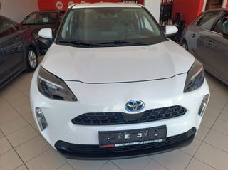 Toyota Yaris Cross 2023 1,5 HDF 12v HEV  Active 2WD e-CVT-5d 116hp Hybrit-thumb-1