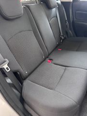 Nissan Note 2015-thumb-12