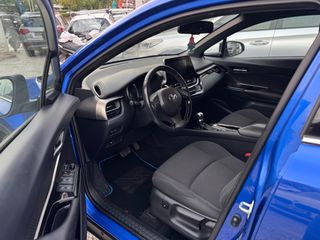 Toyota C-HR 2018 1.8 HYBRID-thumb-15