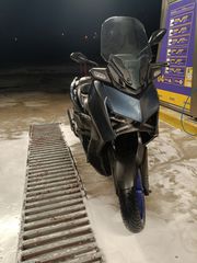Yamaha XMAX 300 2023-thumb-1