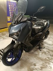 Yamaha XMAX 300 2023-thumb-7