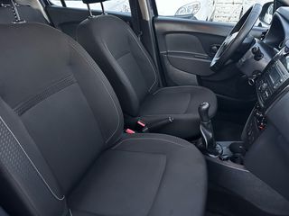 Dacia Sandero 2018-thumb-13