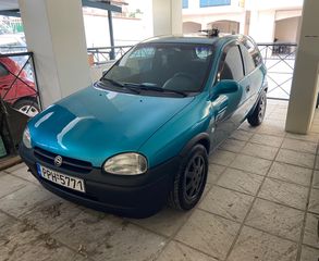 Opel Corsa 1995 B-thumb-2