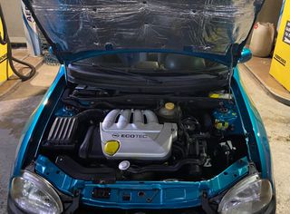 Opel Corsa 1995 B-thumb-21