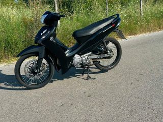 Yamaha Crypton S 2022-thumb-1