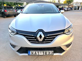 Renault Megane 2018 BOSE EDITION-thumb-1
