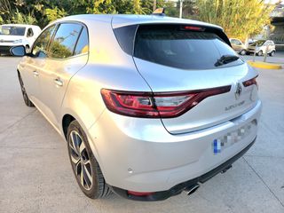 Renault Megane 2018 BOSE EDITION-thumb-9