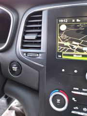 Renault Megane 2018 BOSE EDITION-thumb-47