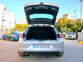 Renault Megane 2018 BOSE EDITION-thumb-14
