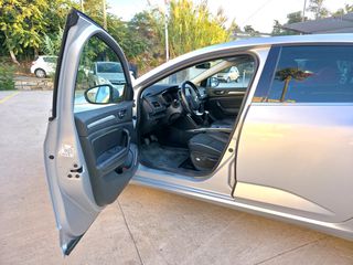 Renault Megane 2018 BOSE EDITION-thumb-18
