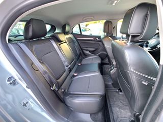Renault Megane 2018 BOSE EDITION-thumb-28