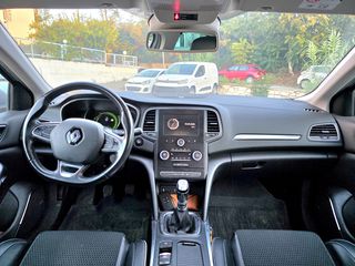 Renault Megane 2018 BOSE EDITION-thumb-31