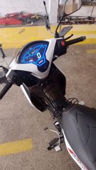UM Flash 125 LΖ 2025-thumb-3