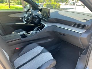 Peugeot 3008 2021 GT Line Panorama / Alcantara / Ambient-thumb-17