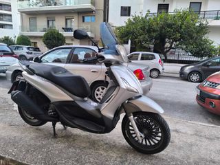 Piaggio Beverly 300i 2017-thumb-3