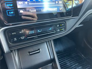 Toyota Auris 2016 1 χερι-thumb-32