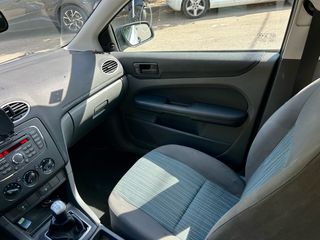 Ford Focus 2007-thumb-2