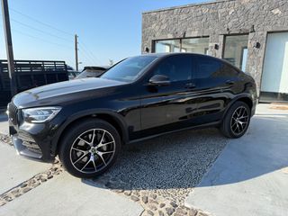 Mercedes-Benz GLC 300 2021 Coupe-thumb-3