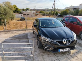 Renault Megane 2016 Intense-thumb-2