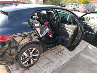 Renault Megane 2016 Intense-thumb-6