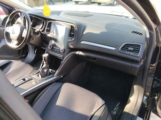 Renault Megane 2016 Intense-thumb-15