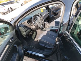 Renault Megane 2016 Intense-thumb-24