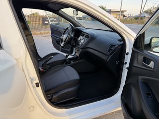 Hyundai i 20 2017 1.2 YES!-thumb-16