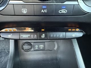Hyundai i 20 2017 1.2 YES!-thumb-32