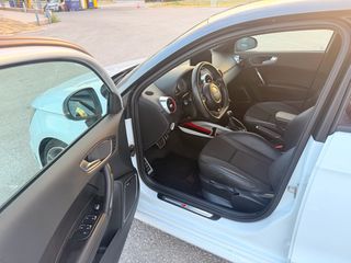 Audi A1 2012 S LINE 175ps DSG F1 look S1-thumb-14