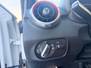 Audi A1 2012 S LINE 175ps DSG F1 look S1-thumb-31