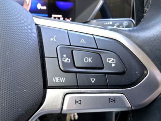 Volkswagen T-Cross 2023 LIFE PLUS / i COCKPIT / PARK PILOT / IQ DRIVE / CAMERA-thumb-39