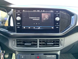 Volkswagen T-Cross 2023 LIFE PLUS / i COCKPIT / PARK PILOT / IQ DRIVE / CAMERA-thumb-54