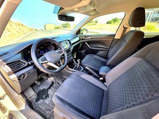 Volkswagen T-Cross 2023 LIFE PLUS / i COCKPIT / PARK PILOT / IQ DRIVE / CAMERA-thumb-19