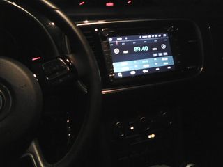 Οθόνη Car Navigation BIZZAR Android 8 BL-VW08, Ram 4G, 8Core 64-bit CPU Coretex-A53, Card 32G