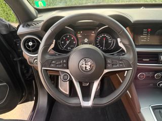 Alfa Romeo Stelvio 2019 LUSSO EDITION //PANORAMA//MEMORY//190HP// FULL FULL EXTRA!!-thumb-16
