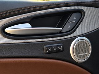 Alfa Romeo Stelvio 2019 LUSSO EDITION //PANORAMA//MEMORY//190HP// FULL FULL EXTRA!!-thumb-21