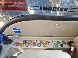 Εκσκαφέας Με Λάστιχα Liebherr 2011 904C-thumb-2