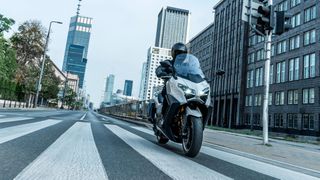 Yamaha TMAX 560 Tech Max 2026 ΠΡΟΣΦΟΡΑ -1000€  ΕΩΣ 84 ΜΗΝΕΣ ΔΩΡΕΑΝ 3ος  ΧΡΟΝΟΣ ΕΓΓΥΗΣΗΣ-thumb-4