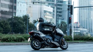 Yamaha TMAX 560 Tech Max 2026 ΠΡΟΣΦΟΡΑ -1000€  ΕΩΣ 84 ΜΗΝΕΣ ΔΩΡΕΑΝ 3ος  ΧΡΟΝΟΣ ΕΓΓΥΗΣΗΣ-thumb-14