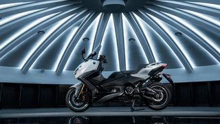 Yamaha TMAX 560 Tech Max 2026 ΠΡΟΣΦΟΡΑ -1000€  ΕΩΣ 84 ΜΗΝΕΣ ΔΩΡΕΑΝ 3ος  ΧΡΟΝΟΣ ΕΓΓΥΗΣΗΣ-thumb-24
