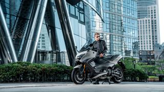 Yamaha TMAX 560 Tech Max 2026 ΠΡΟΣΦΟΡΑ -1000€  ΕΩΣ 84 ΜΗΝΕΣ ΔΩΡΕΑΝ 3ος  ΧΡΟΝΟΣ ΕΓΓΥΗΣΗΣ-thumb-30