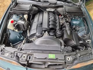 Bmw 523 1999 I-thumb-9