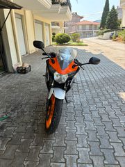 Honda CBR 125R 2012-thumb-2