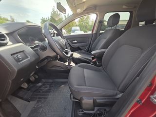 Dacia Duster 2021 4x4/PRESTIGE/FULL EXTRA-thumb-14