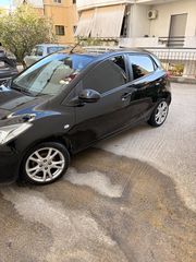 Mazda 2 2008-thumb-6